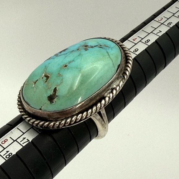 Vintage Jewelry - Vintage Navajo Sterling Silver Large Oval Turquoise Ring